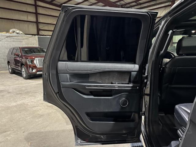 Photo of 2021 Magnetic Metallic Ford Expedition