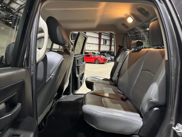 Photo of 2016 Granite Crystal Clearcoat Metallic RAM 2500