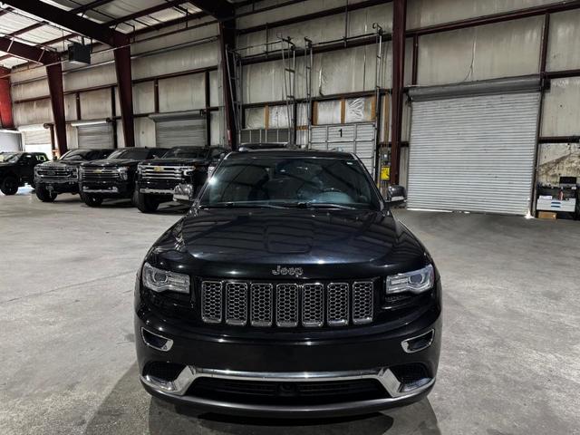 Photo of 2014 Brilliant Black Crystal Pearlcoat Jeep Grand Cherokee