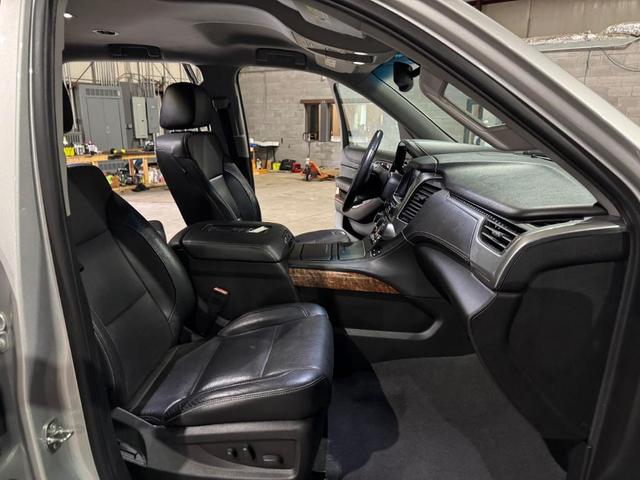 Photo of 2019 Silver Ice Metallic Chevrolet Tahoe