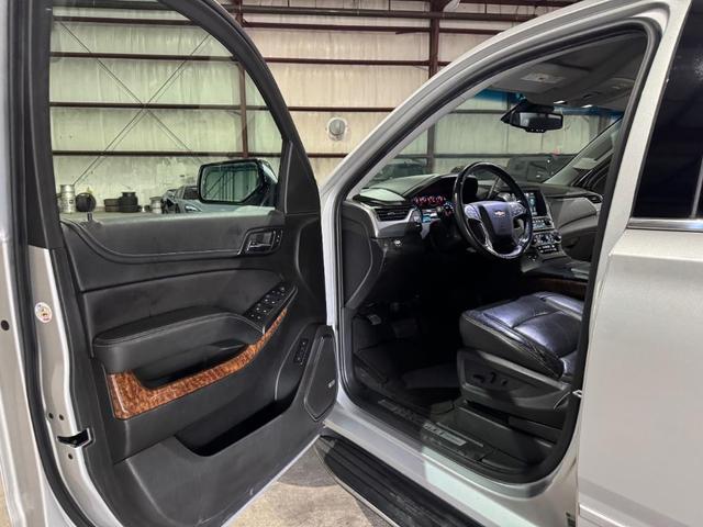 Photo of 2019 Silver Ice Metallic Chevrolet Tahoe