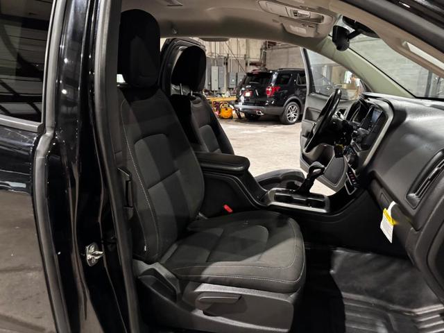 Photo of 2022 Black Chevrolet Colorado
