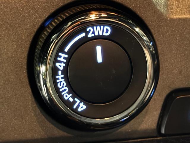 Photo of 2020 Magnetic Gray Metallic Toyota Tacoma