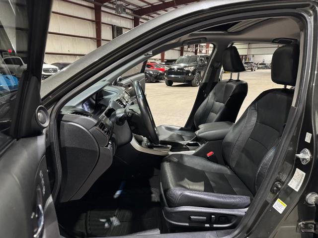 Photo of 2013 Hematite Metallic Honda Accord