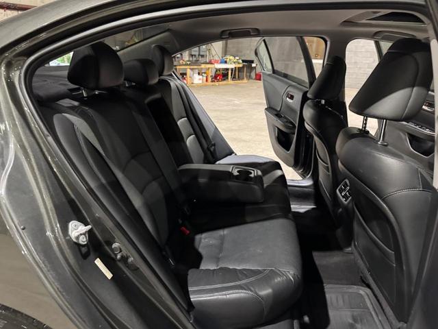 Photo of 2013 Hematite Metallic Honda Accord