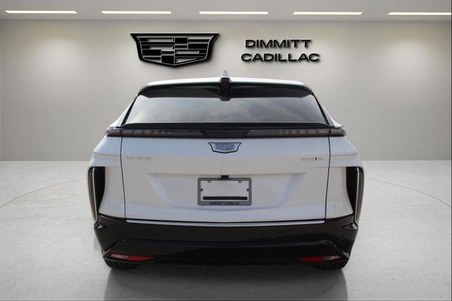 Photo of 2025 Crystal White Tricoat Cadillac LYRIQ