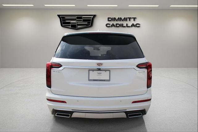 Photo of 2025 Crystal White Tricoat Cadillac XT6