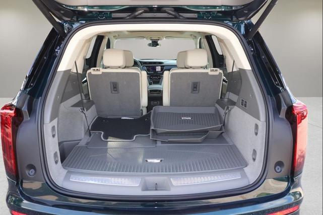 Photo of 2025 Emerald Lake Metallic Cadillac XT6