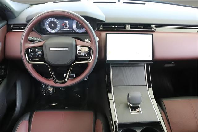 Photo of 2024 Zadar Grey Premium Metallic Land Rover Range Rover