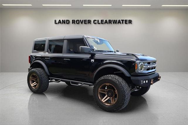 Photo of 2024 Shadow Black Ford Bronco