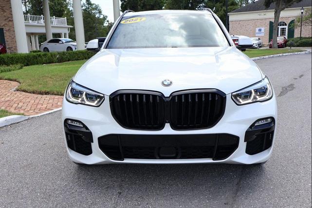 Photo of 2021 Mineral White Metallic BMW X5