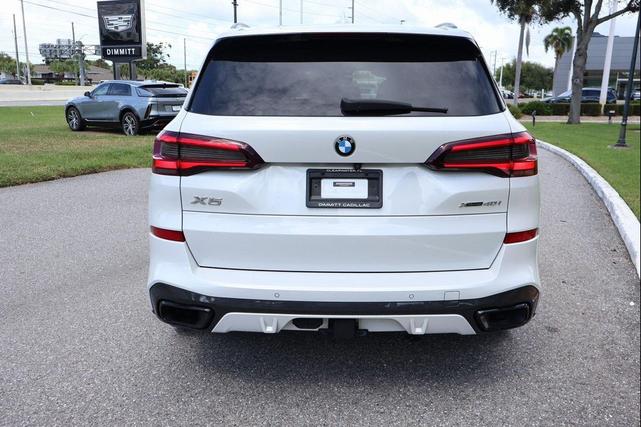 Photo of 2021 Mineral White Metallic BMW X5