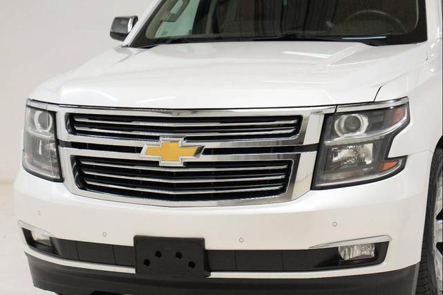 Photo of 2016 White Chevrolet Tahoe