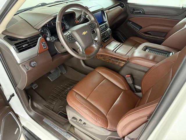 Photo of 2016 White Chevrolet Tahoe