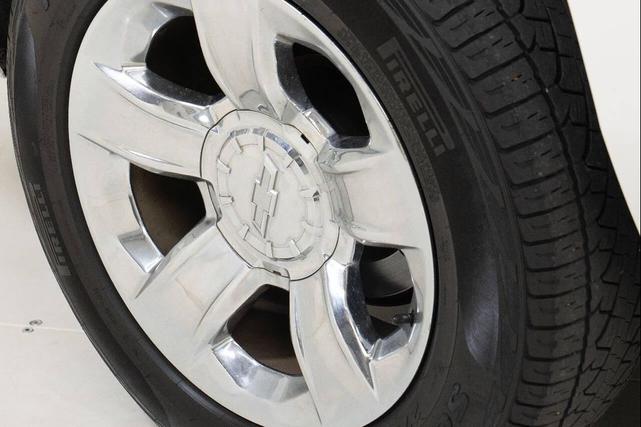 Photo of 2016 White Chevrolet Tahoe