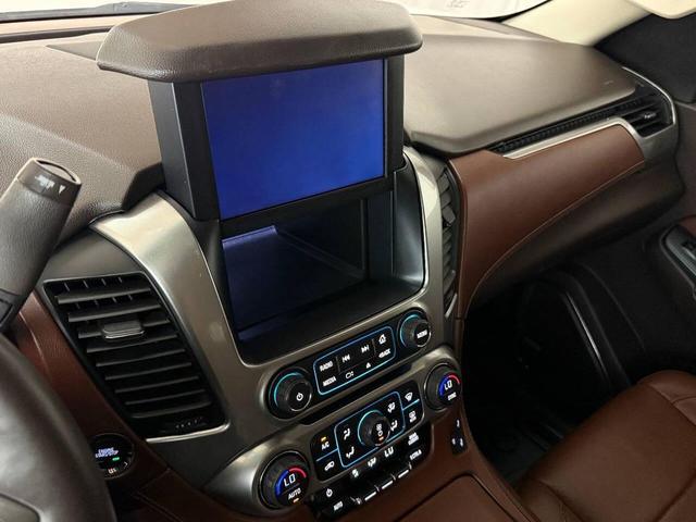 Photo of 2016 White Chevrolet Tahoe