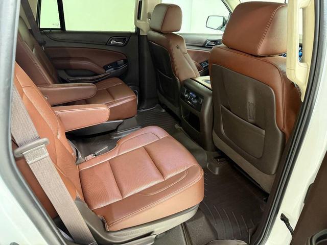Photo of 2016 White Chevrolet Tahoe