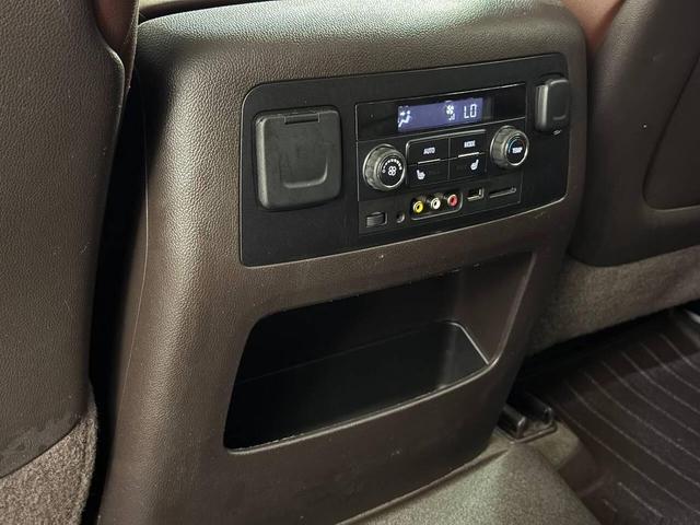 Photo of 2016 White Chevrolet Tahoe