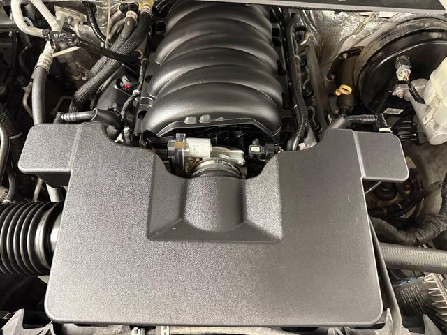 Photo of 2016 White Chevrolet Tahoe