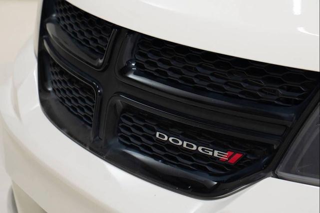 Photo of 2020 White Dodge Journey