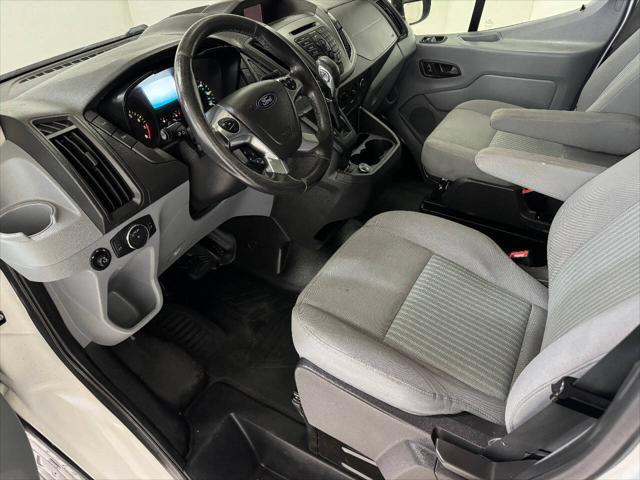 Photo of 2018 White Ford Transit-250