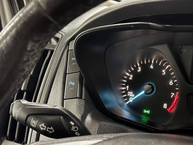 Photo of 2018 White Ford Transit-250