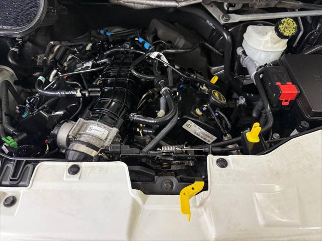 Photo of 2016 White Ford Transit-350