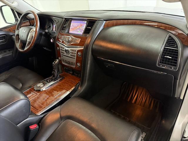 Photo of 2018 Gray INFINITI QX80