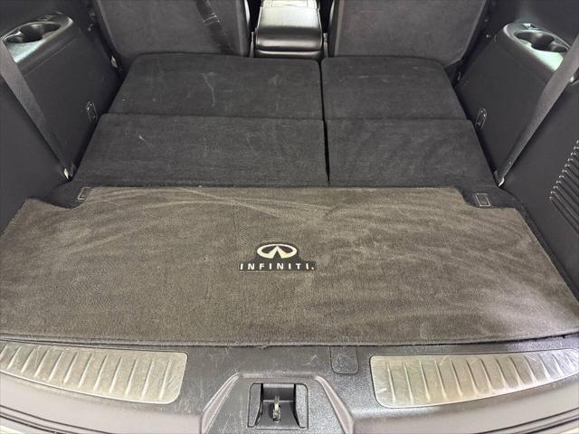Photo of 2018 Gray INFINITI QX80