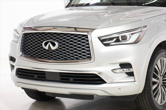 Photo of 2018 Gray INFINITI QX80