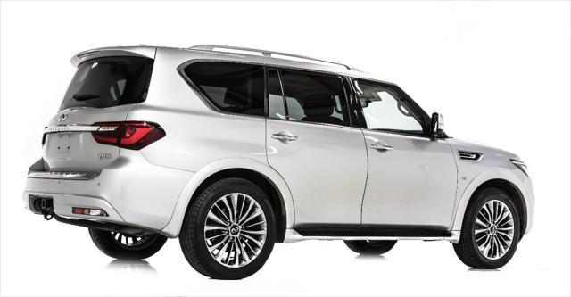 Photo of 2018 Gray INFINITI QX80