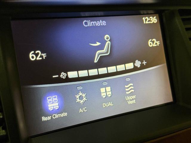 Photo of 2018 Gray INFINITI QX80
