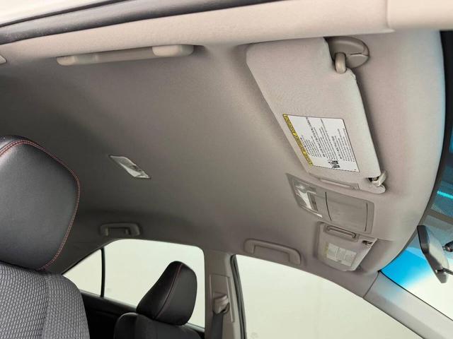Photo of 2017 White Toyota Camry