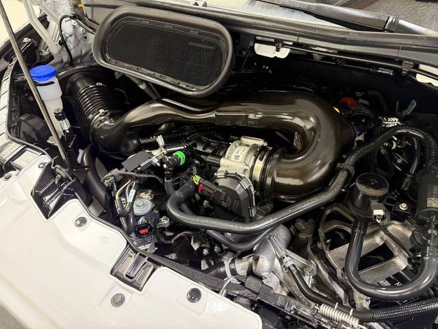 Photo of 2022 White Ford Transit-250