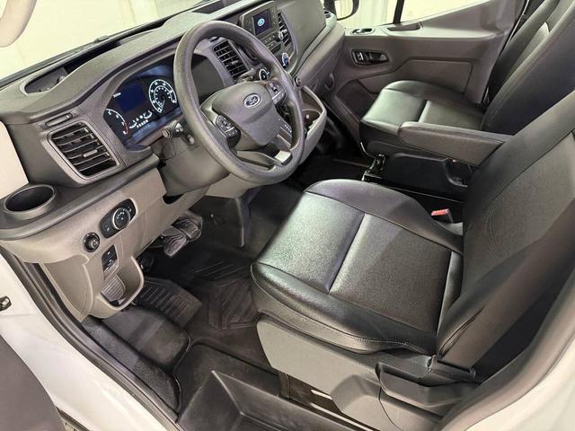 Photo of 2022 White Ford Transit-250