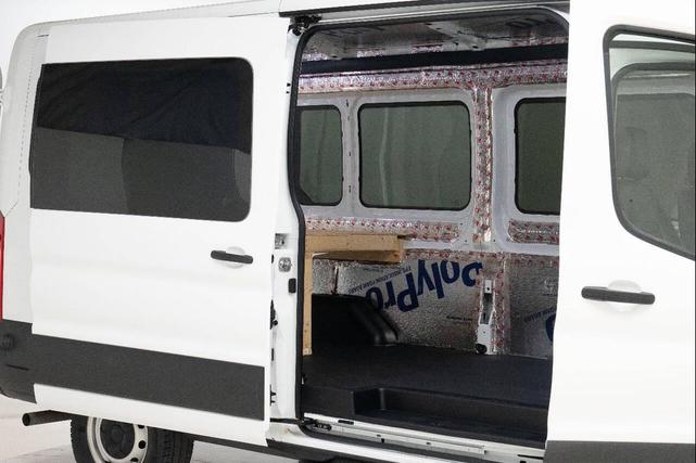 Photo of 2022 White Ford Transit-250