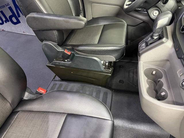 Photo of 2022 White Ford Transit-250