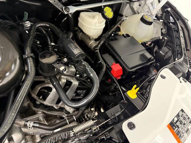 Photo of 2022 White Ford Transit-250