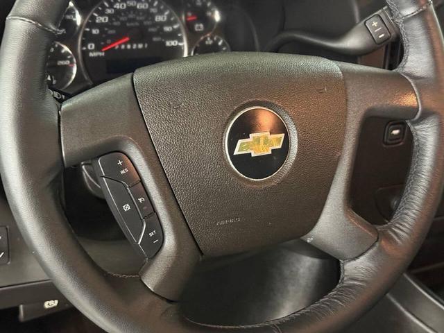 Photo of 2017 White Chevrolet Express 2500
