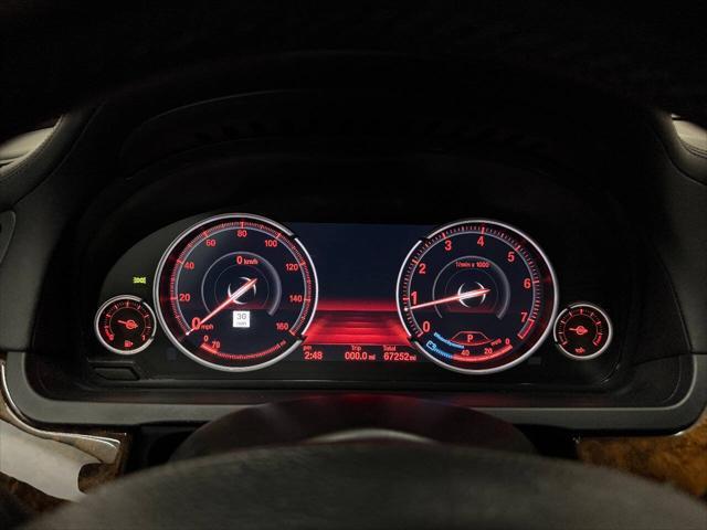 Photo of 2014 White BMW 750