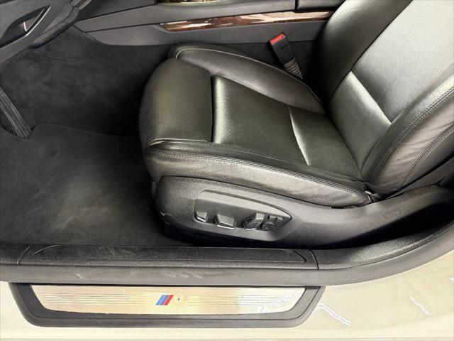 Photo of 2014 White BMW 750
