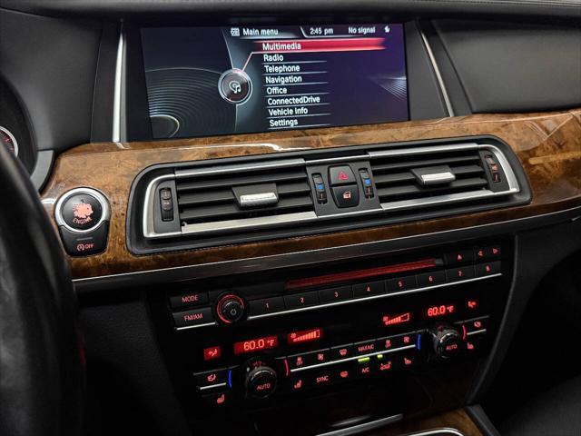 Photo of 2014 White BMW 750