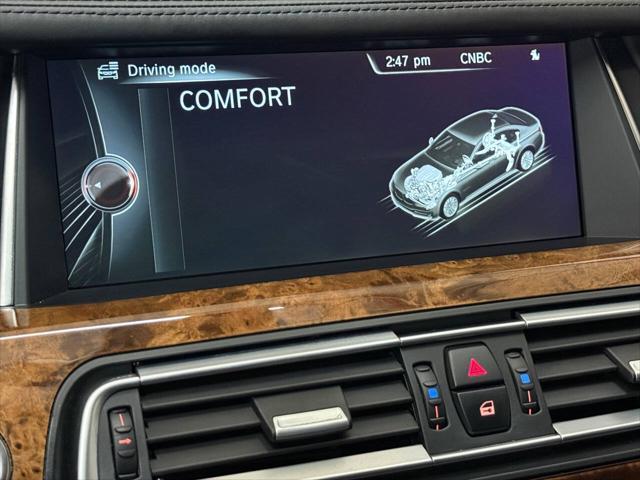 Photo of 2014 White BMW 750