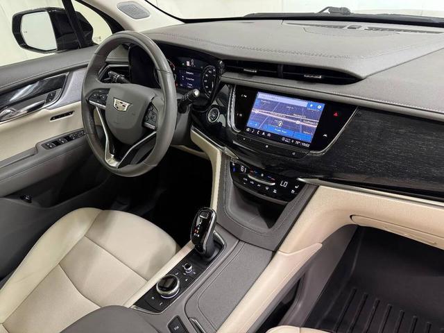 Photo of 2021 Black Cadillac XT6