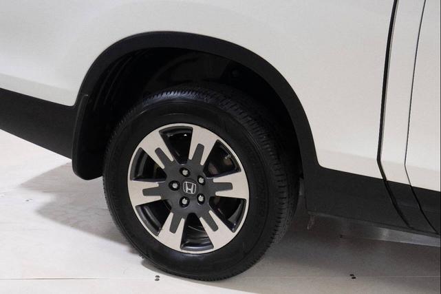 Photo of 2017 Black Honda Ridgeline
