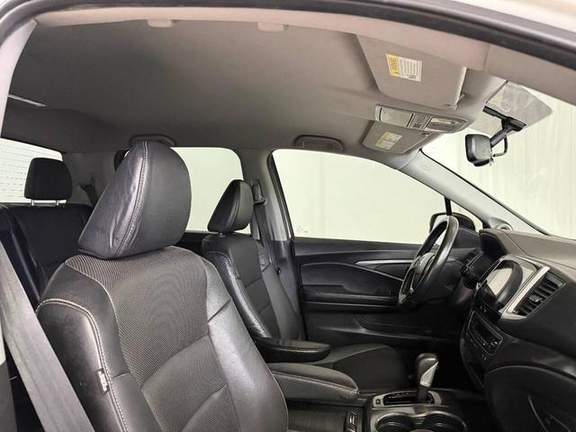 Photo of 2017 Black Honda Ridgeline