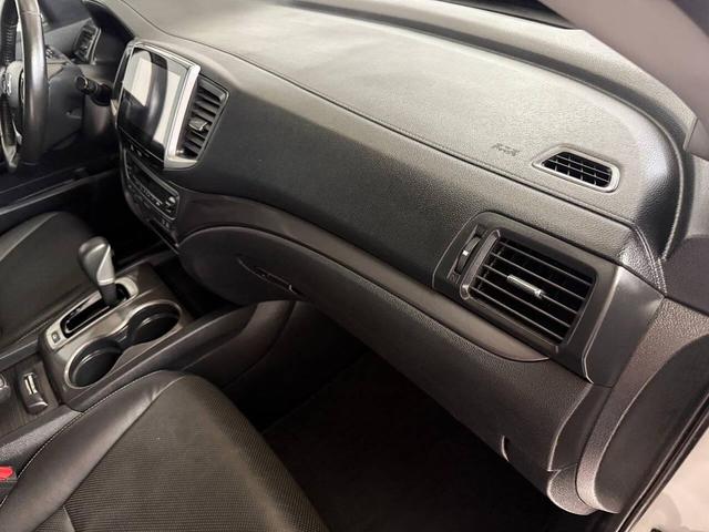 Photo of 2017 Black Honda Ridgeline