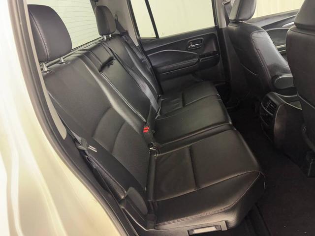 Photo of 2017 Black Honda Ridgeline