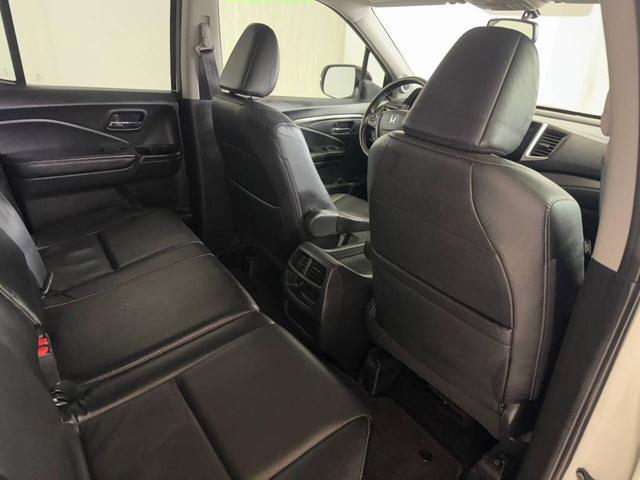 Photo of 2017 Black Honda Ridgeline
