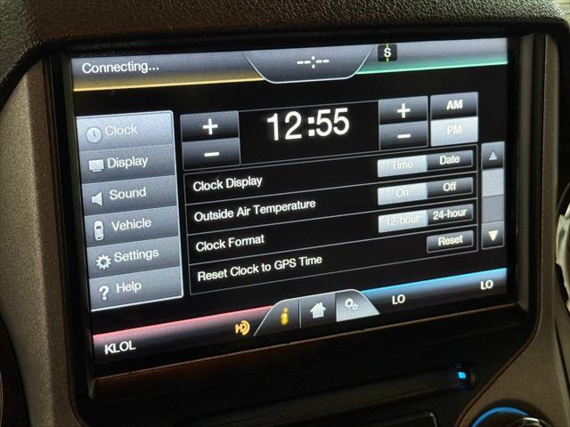 Photo of 2016 Gray Ford F-350
